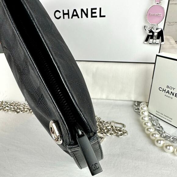 Chanel New Travel Line black canvas cosmetic pouch crossbody bag - Picture 10 of 15